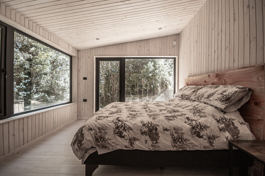 Casa Exploradores / POLA IGLESIAS ARQUITECTURA - Fotografía interior, Dormitorio, Madera, Camas