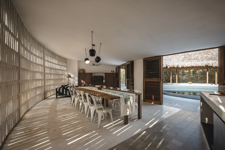 Casa Xcunya / APV Arquitectura para vivir - Fotografía interior, Madera, Sillas, Vidrio