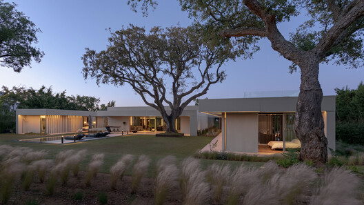Vivienda en San Roque Club / Javier Terrados. Estudio de Arquitectura - Imagen 8 de 15
