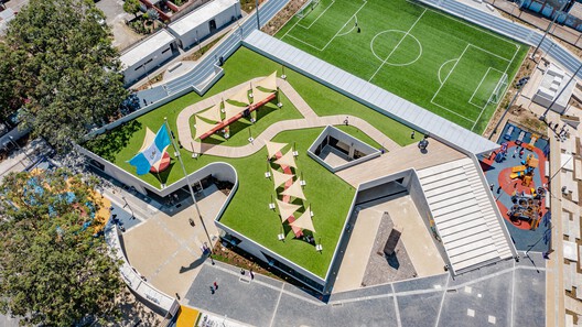 Parque de la Paz Carlos "El Pescadito" Ruiz / Luis Pedro Cifuentes - Imagen 6 de 20