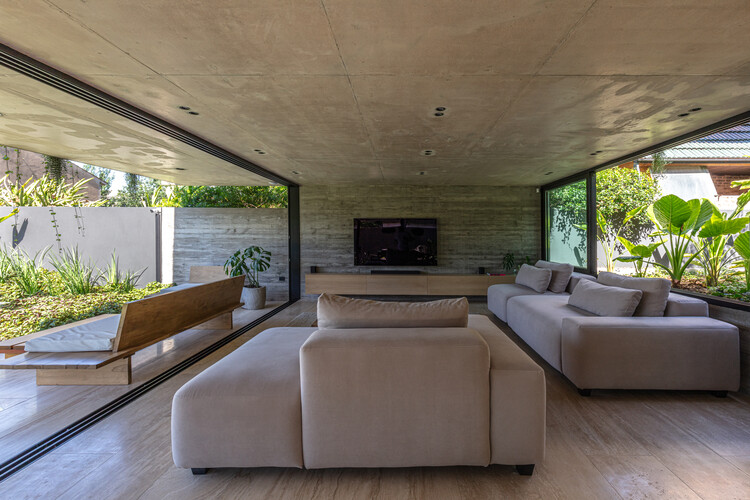 Casa Machado / BTE-ARQ - Fotografía interior, Sala de estar, Madera, Concreto, Fijación Vigas
