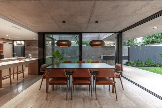 Casa Machado / BTE-ARQ - Fotografía interior, Comedor, Madera, Mesas, Sillas