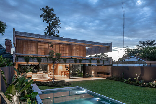 Casa Machado / BTE-ARQ - Fotografía exterior, Madera, Balcón, Patio interior