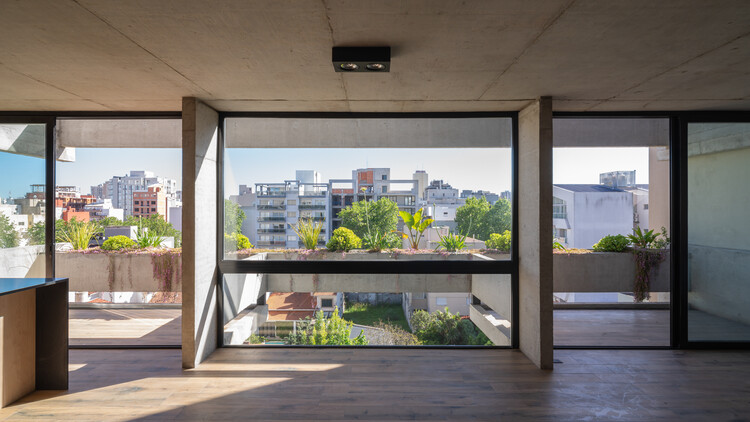 Edificio Avellaneda 1539 / BTE -arq - óptica interna, concreto, Balcón