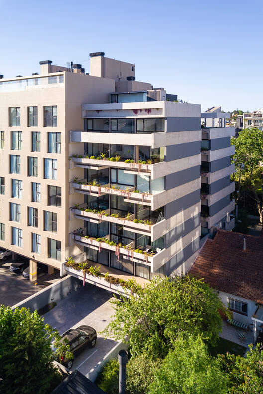 Edificio Avellaneda 1539 / BTE -arq - Fotografía al aire libre, fachada, balcón