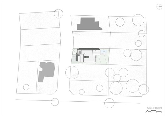 La casa de la puerta amarilla / Etéreo Arquitectos - Imagen 32 de 45