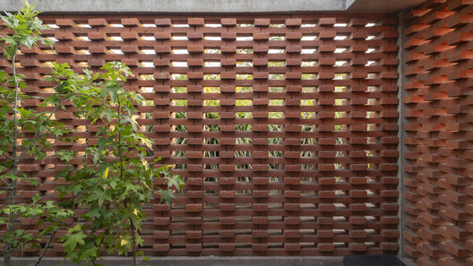 La casa de la puerta amarilla / Etéreo Arquitectos - Imagen 23 de 45