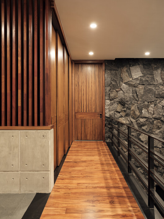 Casa Zenzy / Di Frenna Arquitectos - Fotografía interior, Madera