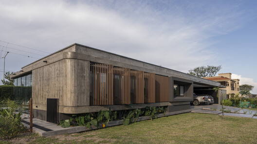 Casa Rosas / Etéreo Arquitectos - Fotografía exterior, Madera