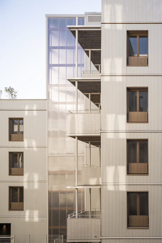 Saint-Denis 44 Housing Units / DREAM - Interior Photography, Balcony