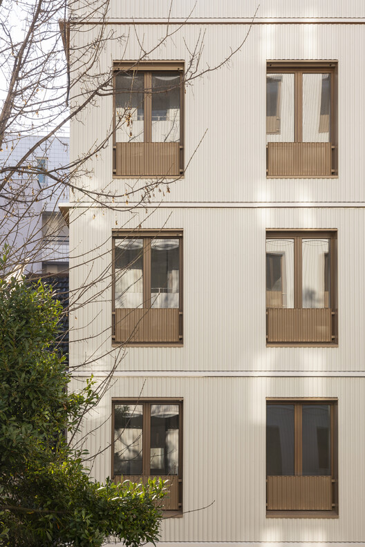 Saint-Denis 44 Housing Units / DREAM - Image 12 of 22