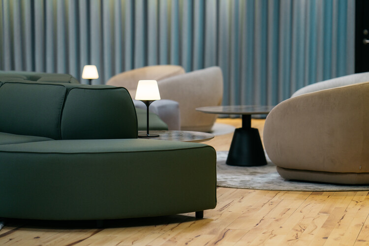 Shared Silence, Vibrant Dialogues: Design Strategies for Overlooked Spaces in the Workplace - Image 4 of 9