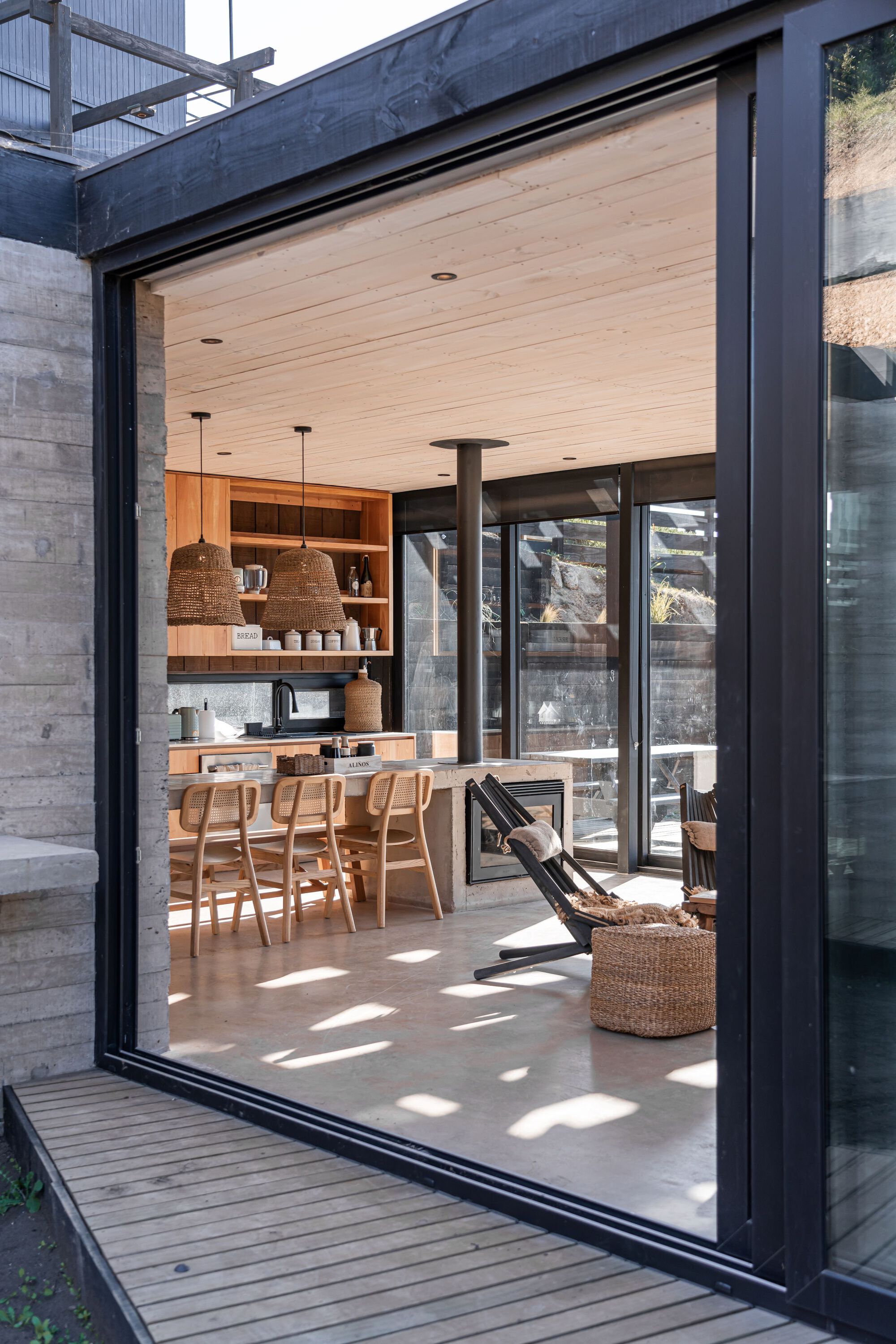 Gallery of HRMTZ House / o2 Arquitectos - 16