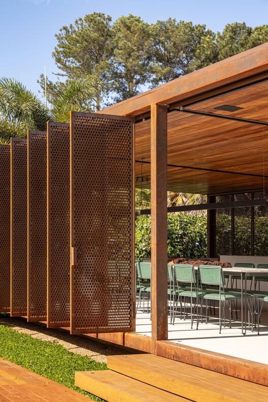 Pavilhão Varanda House / ARQBR Arquitetura e Urbanismo - Image 36 of 45