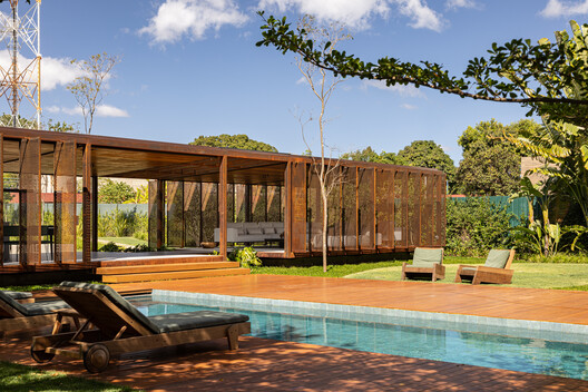 Pavilhão Varanda House / ARQBR Arquitetura e Urbanismo - Image 8 of 45