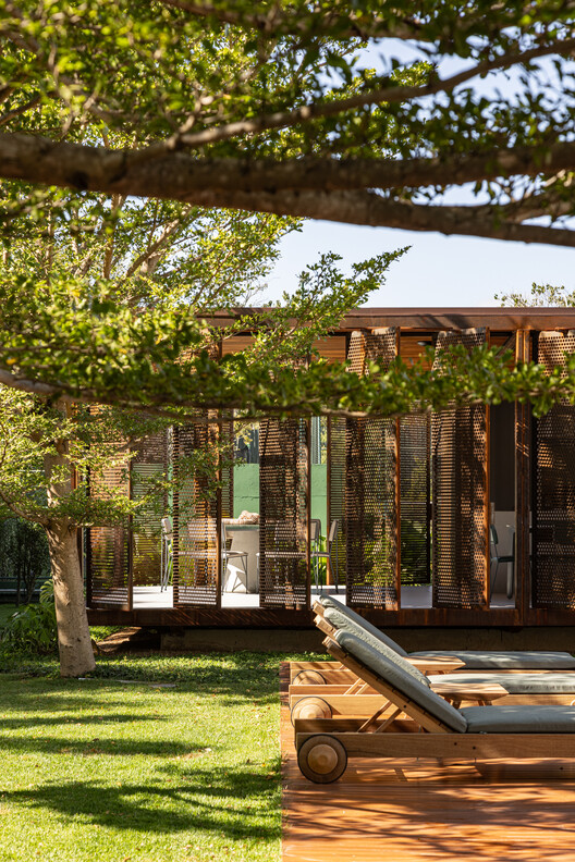 Pavilhão Varanda House / ARQBR Arquitetura e Urbanismo - Image 5 of 45