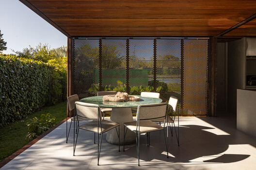 Pavilhão Varanda House / ARQBR Arquitetura e Urbanismo - Image 22 of 45