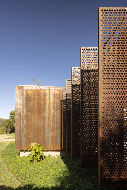 Pavilhão Varanda House / ARQBR Arquitetura e Urbanismo - Image 18 of 45