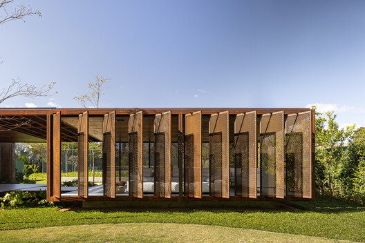 Pavilhão Varanda House / ARQBR Arquitetura e Urbanismo - Image 13 of 45