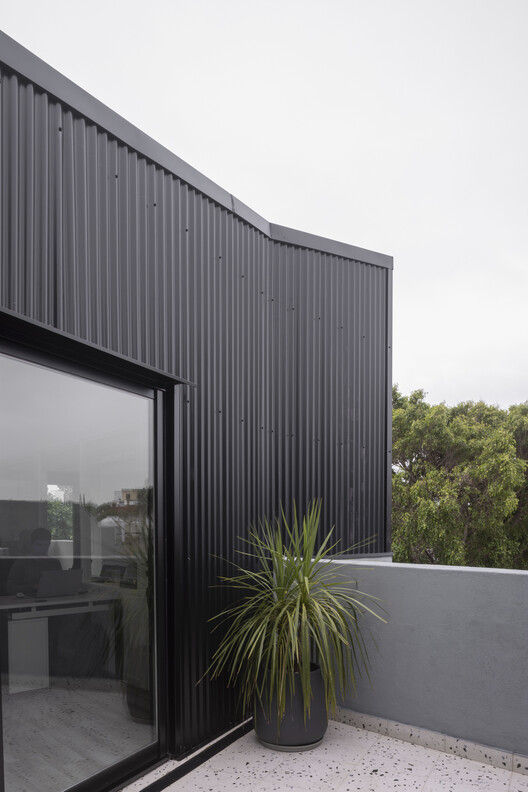 Oficinas en Villa Urquiza / Christian Silva arquitecto - Fotografía exterior