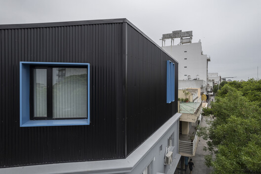 Oficinas en Villa Urquiza / Christian Silva arquitecto - Imagen 13 de 38