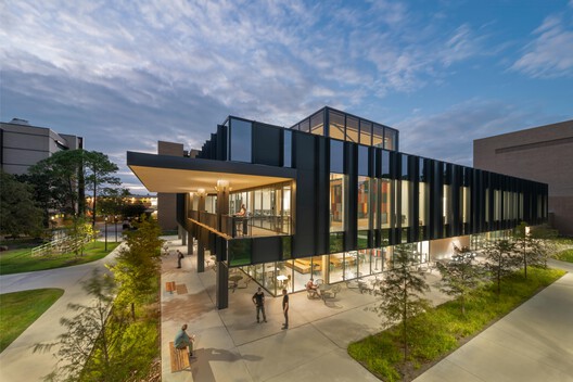 Retail, Auxiliary, and Dining (RAD) Center at the University of Houston / Perkins&Will - Image 20 of 20