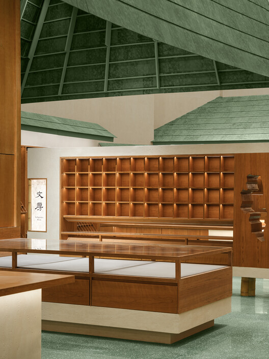 Tienda XIEZI Changsha  / JIEJIE STUDIO - Fotografía interior, Madera, Estanterías, Vidrio