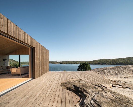 Villa S / Andersson & Stare - Fotografía exterior, Madera, Costa, Terraza