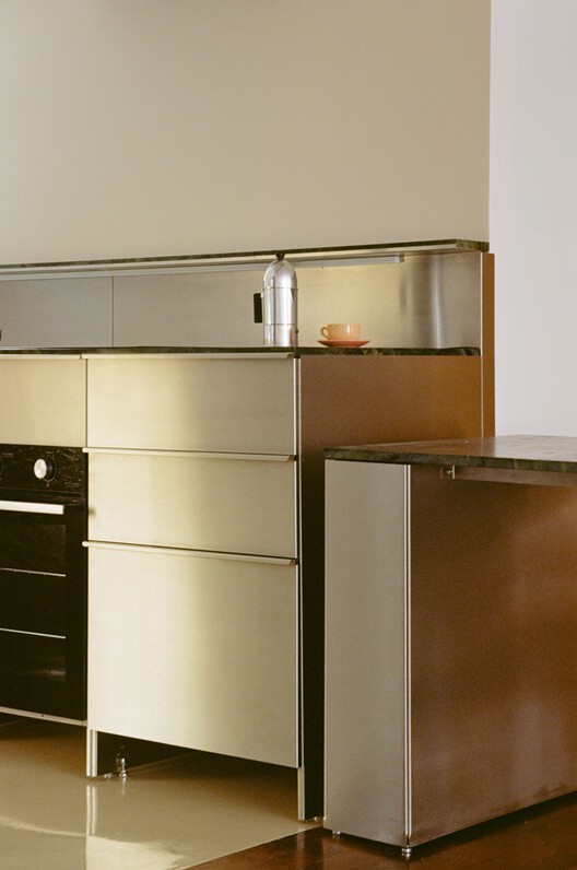 Apartamento III / Luiz Solano - Fotografia de Interiores, Madeira, Bancada