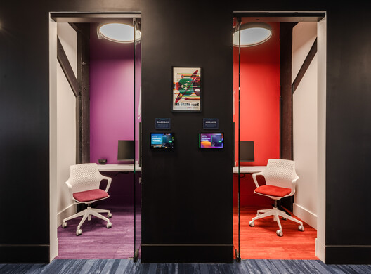 Astroscale US Headquarters / Neoera - Interior Photography, Chair, Lighting, Table