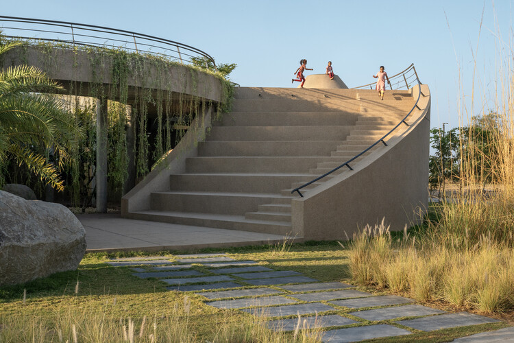 Clube Comunitário Habitat 0 / RA Design Studio - Imagem 7 de 17