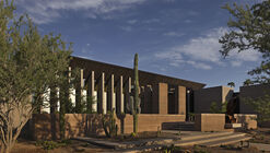 Desert Fairway Residence / Kendle Design Collaborative