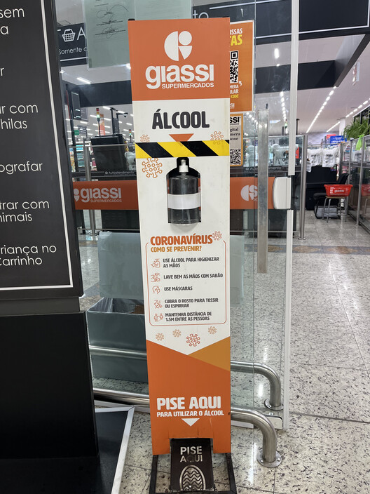 As cicatrizes da COVID-19 nos espaços coletivos - Imagem 17 de 17