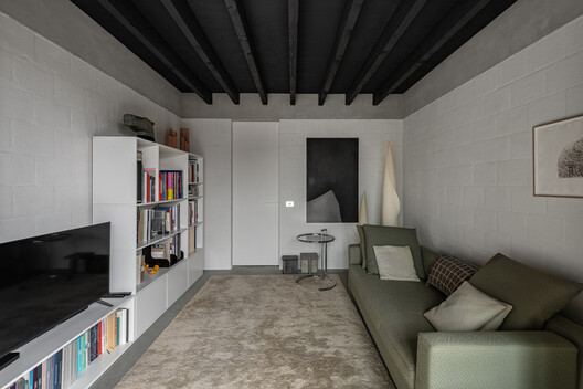 45° Grid House / Objekt Architecten - Interior Photography, Living Room, Lighting, Sofa, Chair