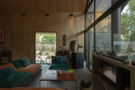 Casa Flecha / Mora Hughes Arquitectos - Imagen 16 de 25