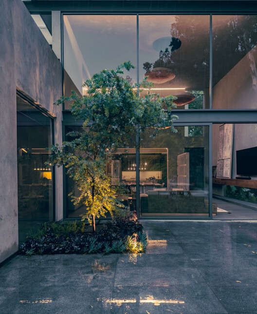 Casa LG / Dosorozco + LASSALA estudio - Imagen 24 de 55