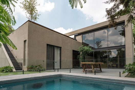 Casa LG / Dosorozco + LASSALA estudio - Imagen 12 de 55