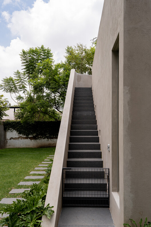 Casa LG / Dosorozco + LASSALA estudio - Imagen 21 de 55