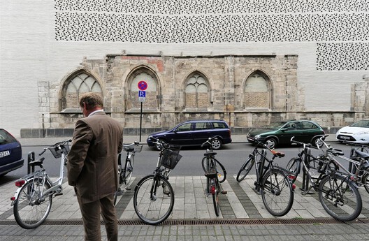 Touching the Past: When Architecture Becomes a Gesture of Continuity - Image 28 of 60