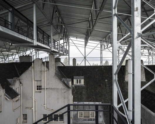 Touching the Past: When Architecture Becomes a Gesture of Continuity - Image 5 of 60