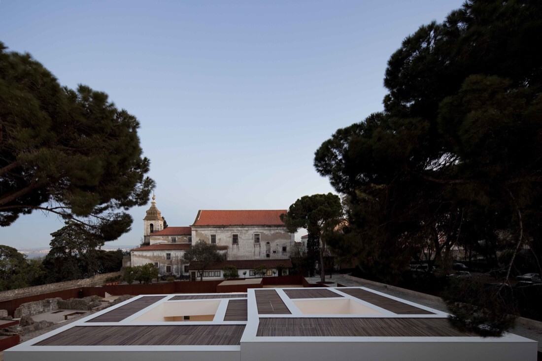 Gallery of Touching the Past: When Architecture Becomes a Gesture of ...