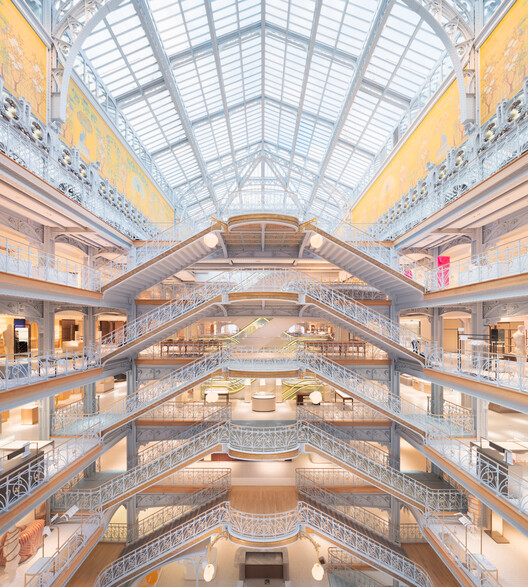 Touching the Past: When Architecture Becomes a Gesture of Continuity - Image 34 of 60