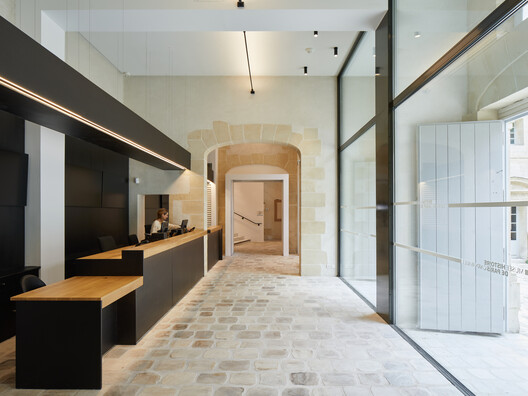Touching the Past: When Architecture Becomes a Gesture of Continuity - Image 52 of 60