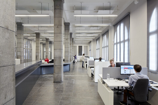 Touching the Past: When Architecture Becomes a Gesture of Continuity - Image 49 of 60