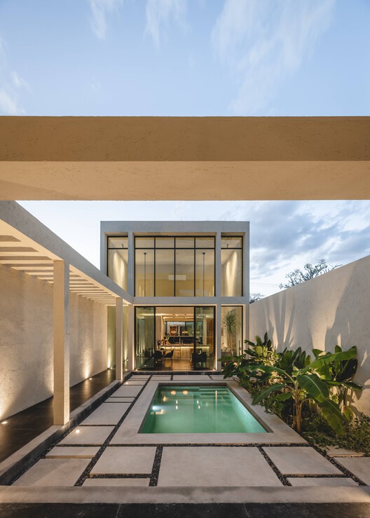 Casa Umbral / Taller Estilo Arquitectura - Imagen 12 de 32