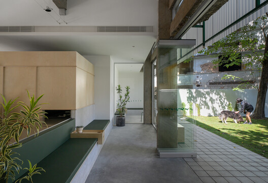 Designing for Companionship: Reimagining Urban Life with Pets - Image 19 of 20