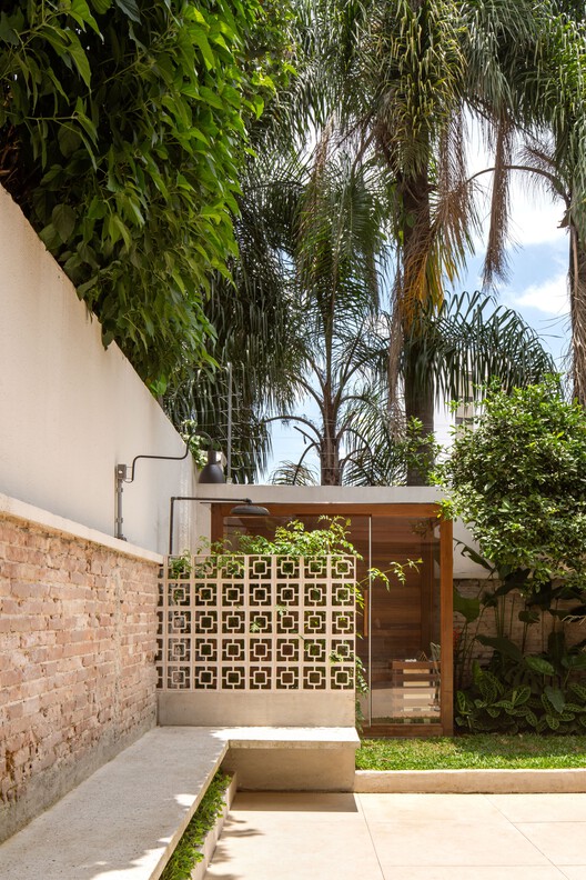 Casa FL / W.Arquitetura - Fotografia de Exterior, Jardim, Concreto, Aido