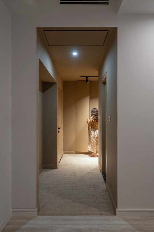 Miyan Residential Building / Pi architects - Interior Photography, Wood, Lighting, Door, Glass