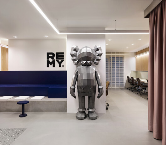 Remy Global Office Interior  / KAT73 - Image 20 of 29