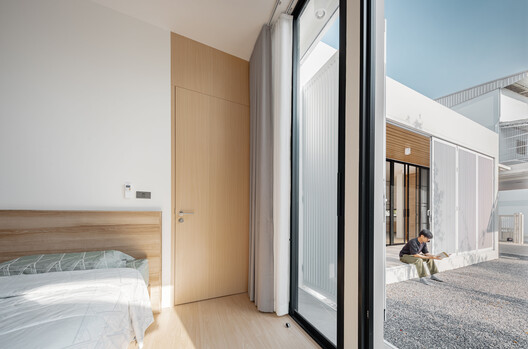 Phimai Residence / Studio Bewell - Interior Photography, Bedroom